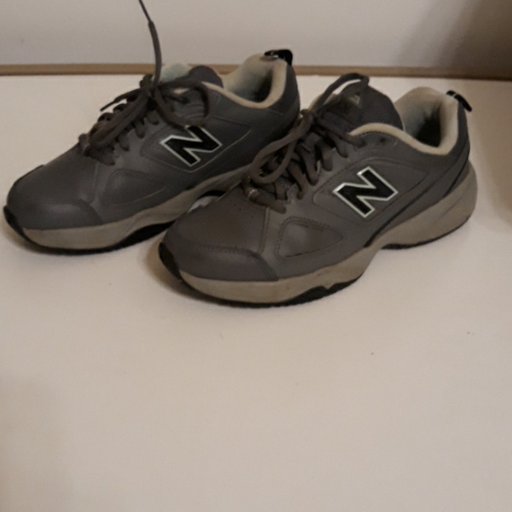New Balance 626